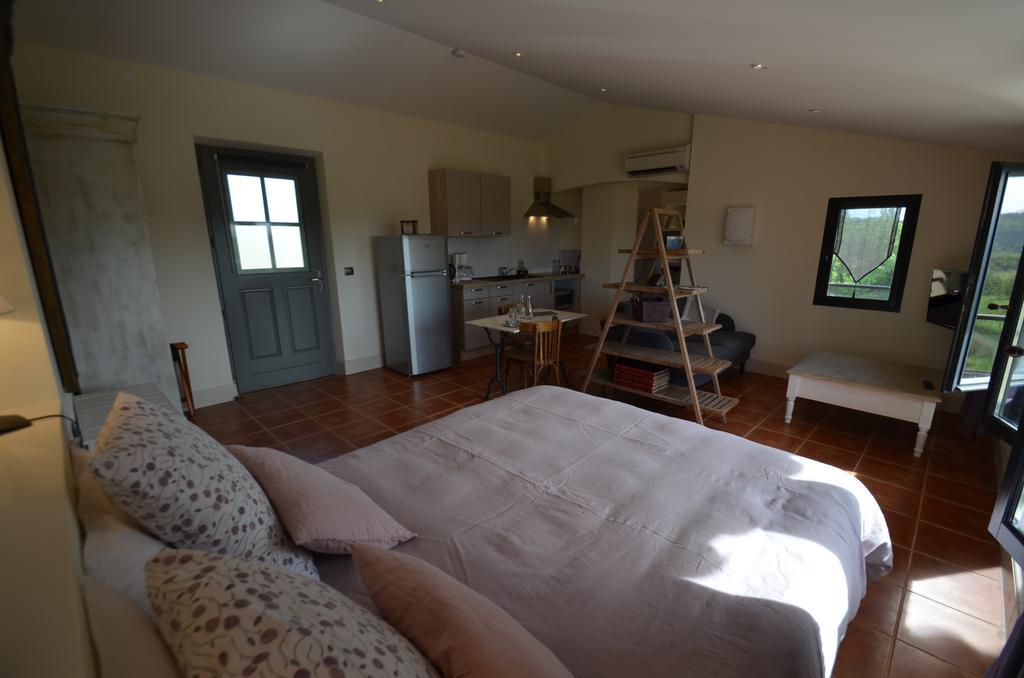 Bastide Saint Maurin Bed & Breakfast Ansouis Ngoại thất bức ảnh